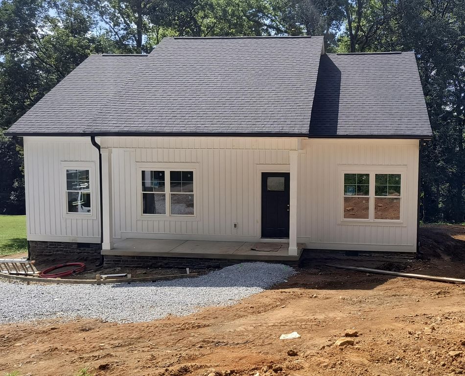 440 Hotwater Road, Soddy Daisy, TN 37379