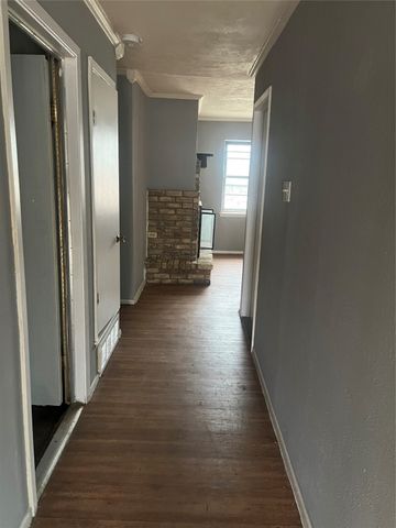 11204 Erich Drive, Balch Springs, TX 75180