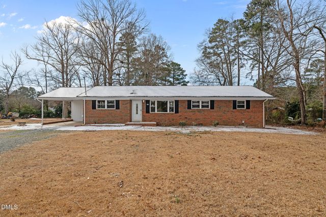 527 Glenwood Drive, Sanford, NC 27330