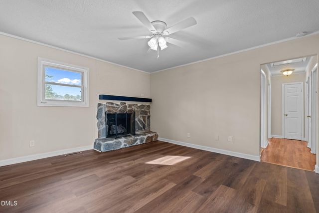 527 Glenwood Drive, Sanford, NC 27330
