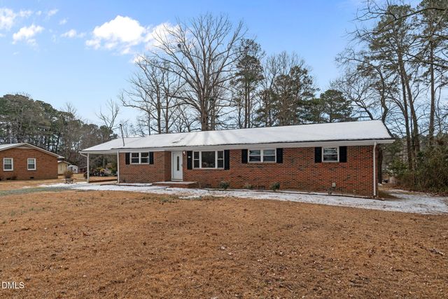 527 Glenwood Drive, Sanford, NC 27330