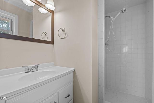 527 Glenwood Drive, Sanford, NC 27330
