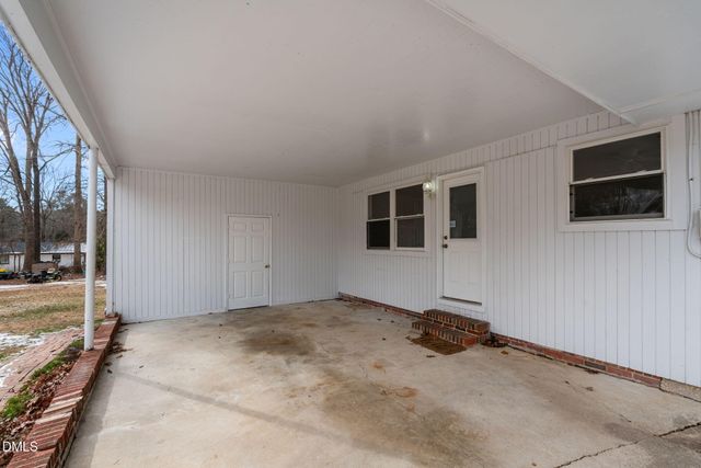 527 Glenwood Drive, Sanford, NC 27330