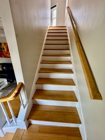 4 Bay Street 2, Hull, MA 02045
