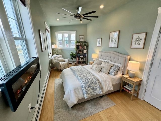 4 Bay Street 2, Hull, MA 02045