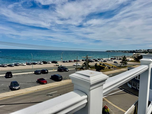 4 Bay Street 2, Hull, MA 02045