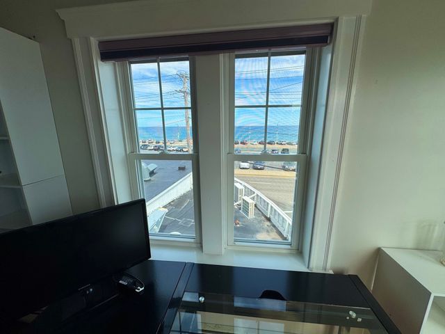 4 Bay Street 2, Hull, MA 02045