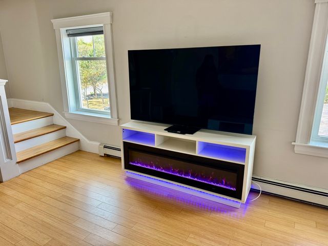 4 Bay Street 2, Hull, MA 02045