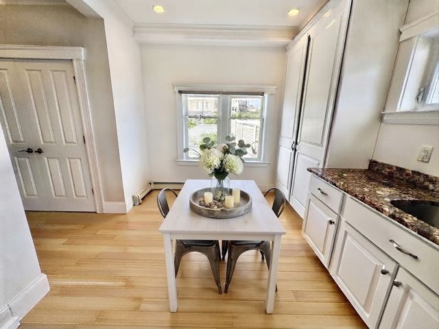 4 Bay Street 2, Hull, MA 02045