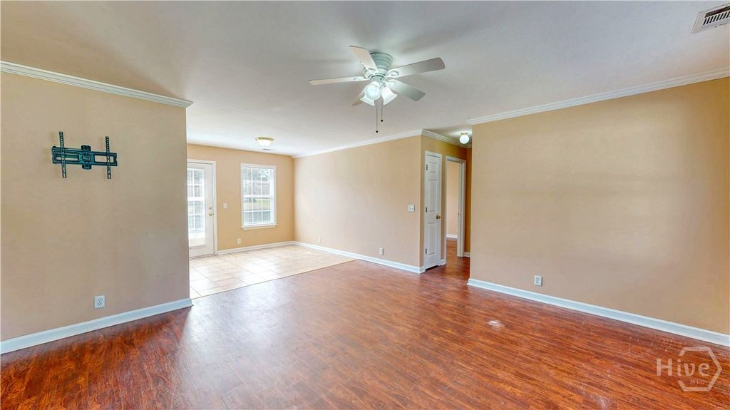 Image 11 of property listing at 149 High Pointe Drive, Rincon, GA 31326