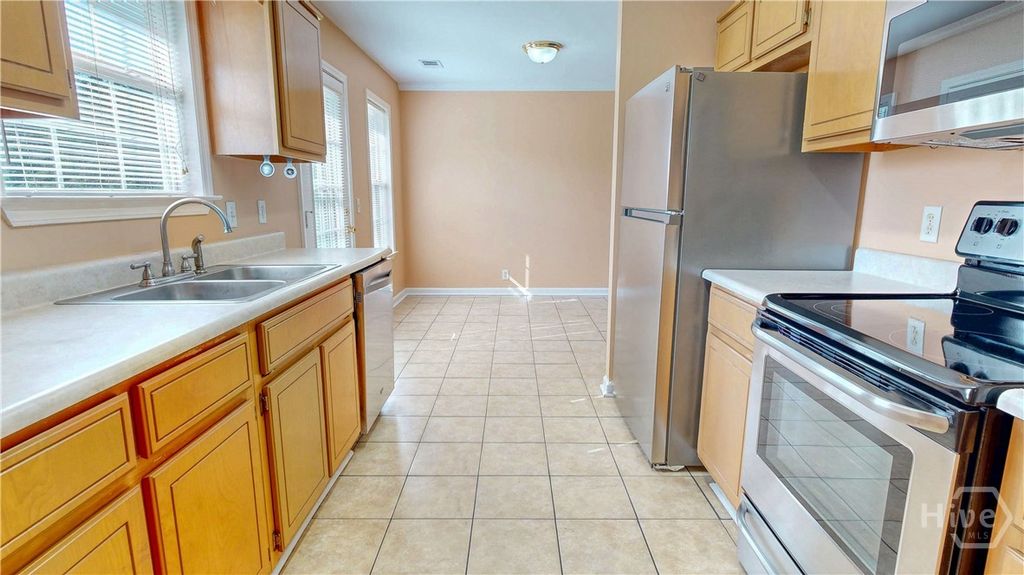 Image 4 of property listing at 149 High Pointe Drive, Rincon, GA 31326