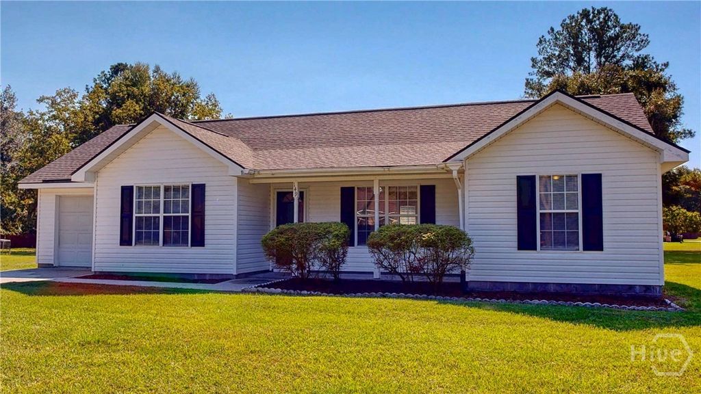 Image 6 of property listing at 149 High Pointe Drive, Rincon, GA 31326
