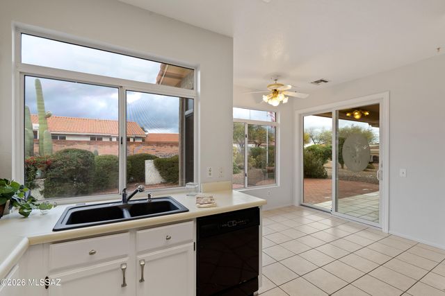 14701 N Alamo Canyon Drive, Oro Valley, AZ 85755