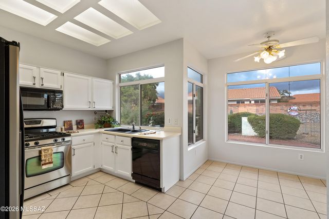 14701 N Alamo Canyon Drive, Oro Valley, AZ 85755