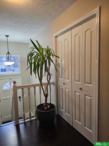 2147 N 121 Street, Omaha, NE 68164