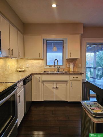 2147 N 121 Street, Omaha, NE 68164