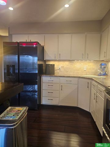 2147 N 121 Street, Omaha, NE 68164