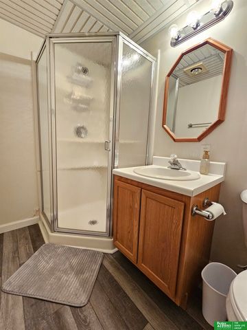 2147 N 121 Street, Omaha, NE 68164