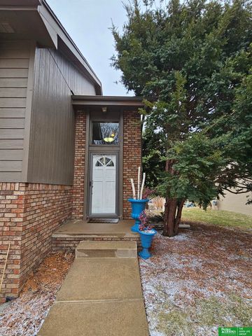 2147 N 121 Street, Omaha, NE 68164