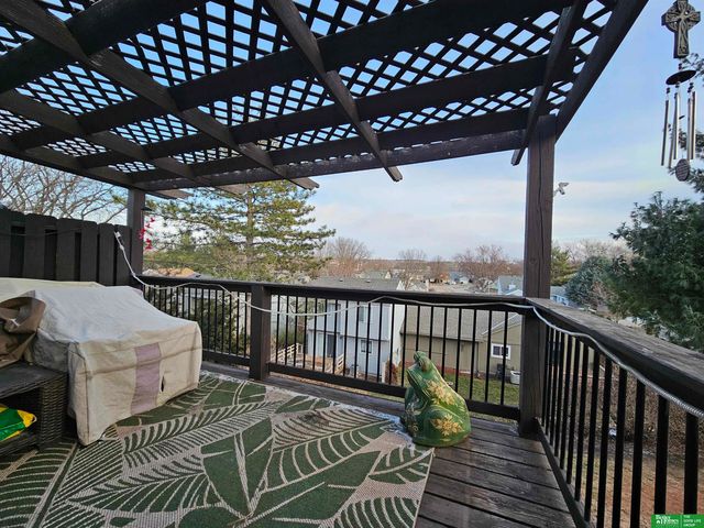 2147 N 121 Street, Omaha, NE 68164