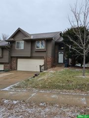 2147 N 121 Street, Omaha, NE 68164