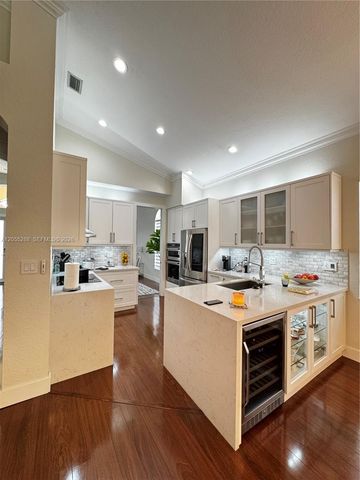 1773 NW 72nd Way, Pembroke Pines, FL 33024