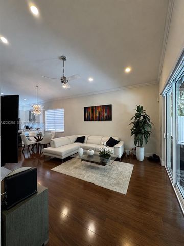 1773 NW 72nd Way, Pembroke Pines, FL 33024