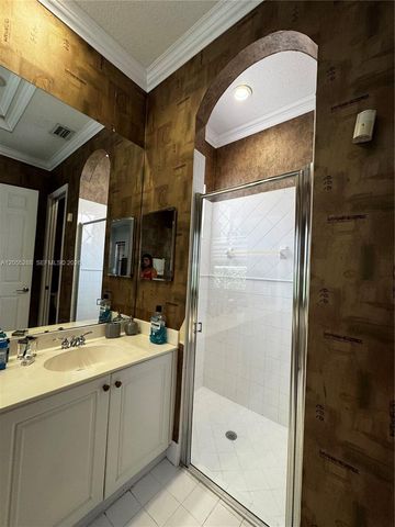 1773 NW 72nd Way, Pembroke Pines, FL 33024