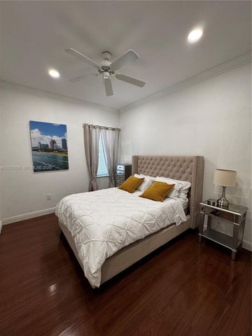1773 NW 72nd Way, Pembroke Pines, FL 33024
