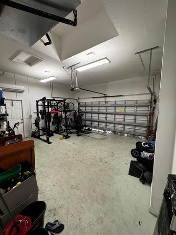 1773 NW 72nd Way, Pembroke Pines, FL 33024