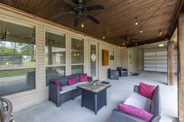 10601 Creek Haven Ln, Denham Springs, LA 70726