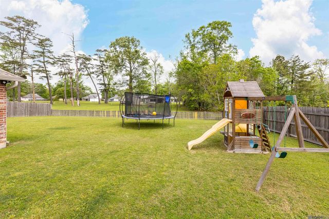 10601 Creek Haven Ln, Denham Springs, LA 70726