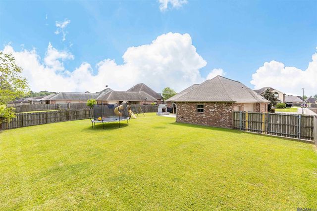 10601 Creek Haven Ln, Denham Springs, LA 70726