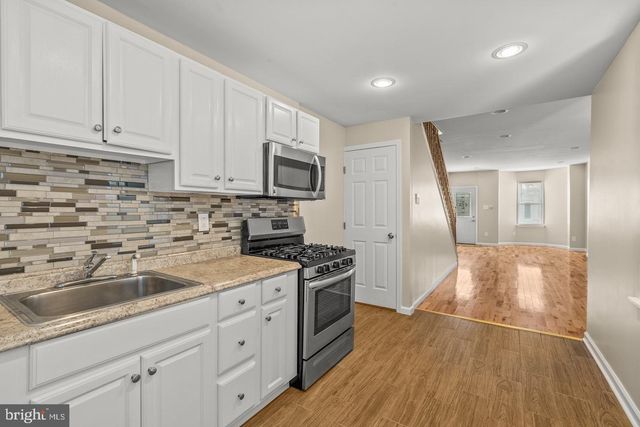 2512 N MARSHALL ST, Philadelphia, PA 19133