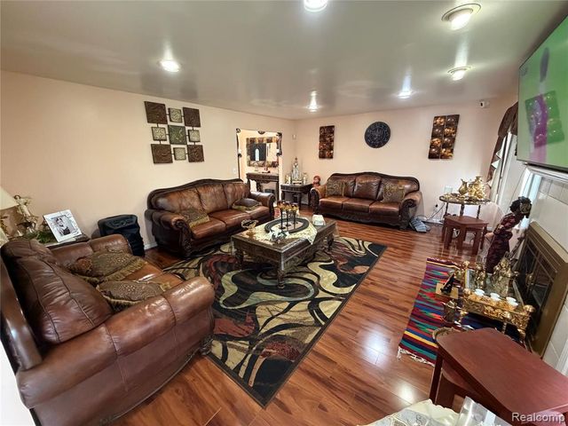 6153 Bianca Drive Drive, Sterling Heights, MI 48314