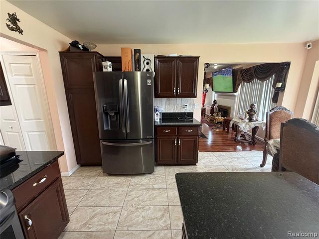 6153 Bianca Drive Drive, Sterling Heights, MI 48314