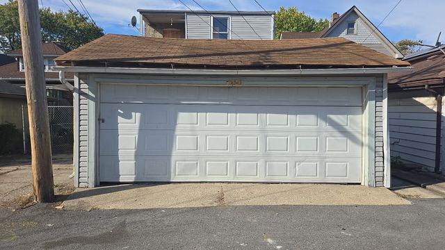 12547 Greenwood Avenue, Blue Island, IL 60406