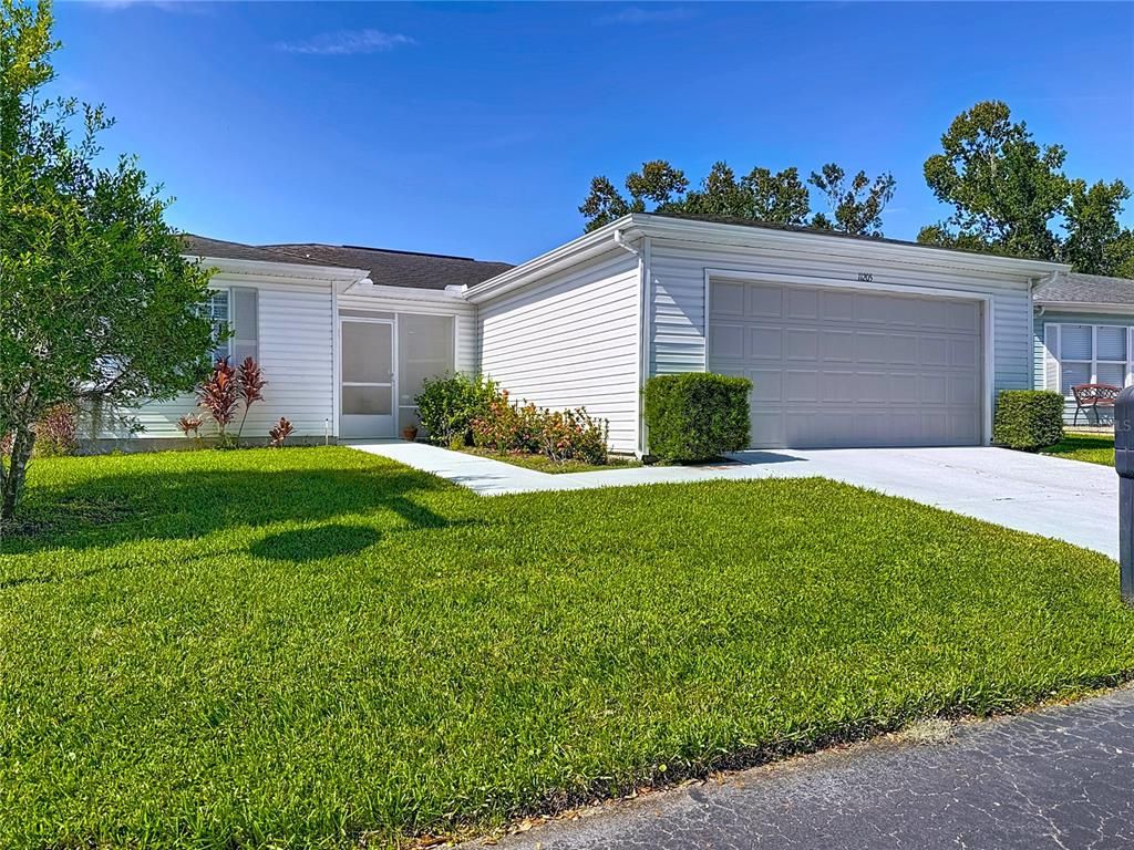 11205 COREY PAVIN LANE, San Antonio, FL 33576