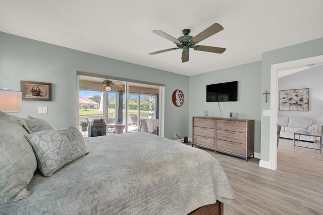7906 LAKE SANDS Drive, Delray Beach, FL 33446