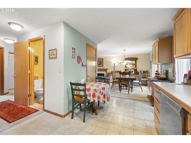 6441 Se 136TH Ct, Portland, OR 97236