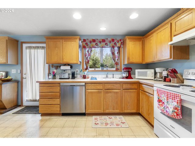 6441 Se 136TH Ct, Portland, OR 97236