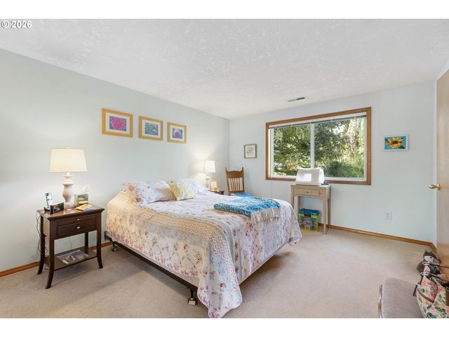 6441 Se 136TH Ct, Portland, OR 97236