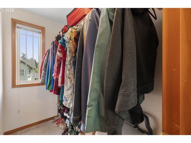 6441 Se 136TH Ct, Portland, OR 97236