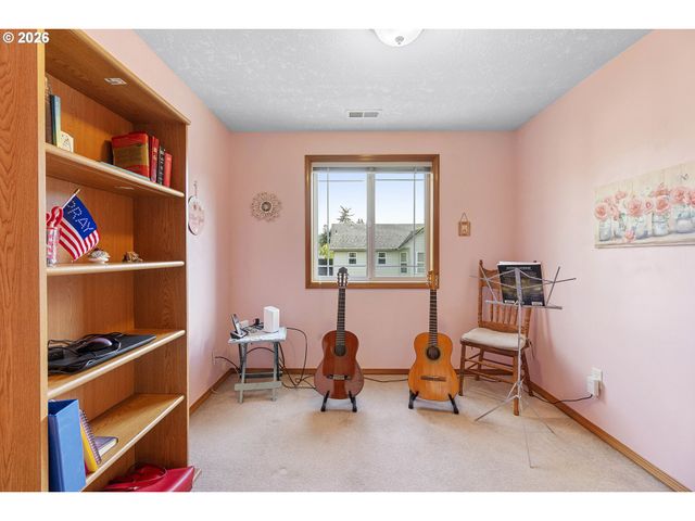 6441 Se 136TH Ct, Portland, OR 97236