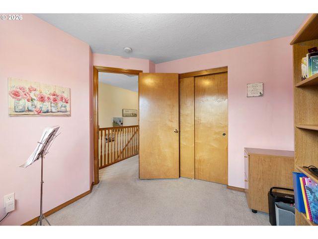 6441 Se 136TH Ct, Portland, OR 97236