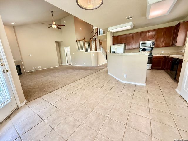 613 MAGDALENA LN, New Braunfels, TX 78132