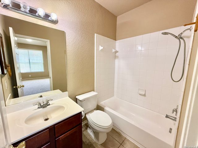613 MAGDALENA LN, New Braunfels, TX 78132