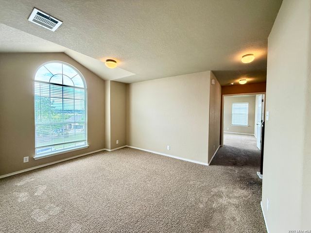 613 MAGDALENA LN, New Braunfels, TX 78132