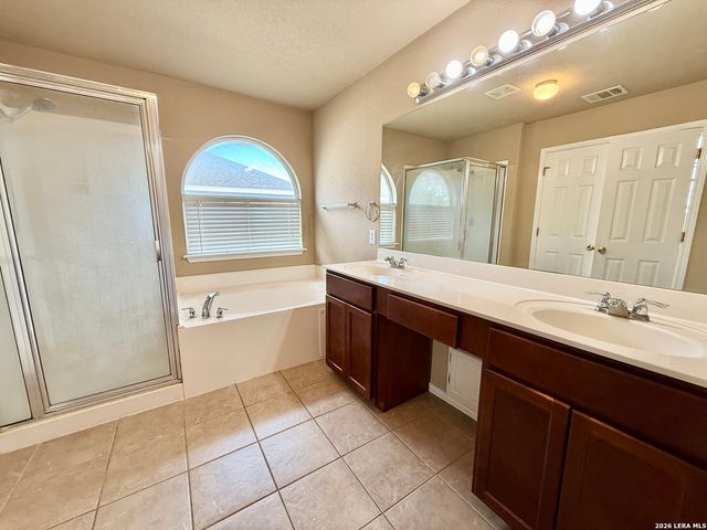 613 MAGDALENA LN, New Braunfels, TX 78132