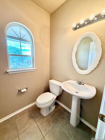 613 MAGDALENA LN, New Braunfels, TX 78132